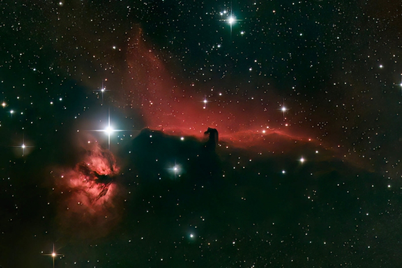 Stacked_978_mosaic_IC-434_10.0s_LP_20251121-043000-E-low-light